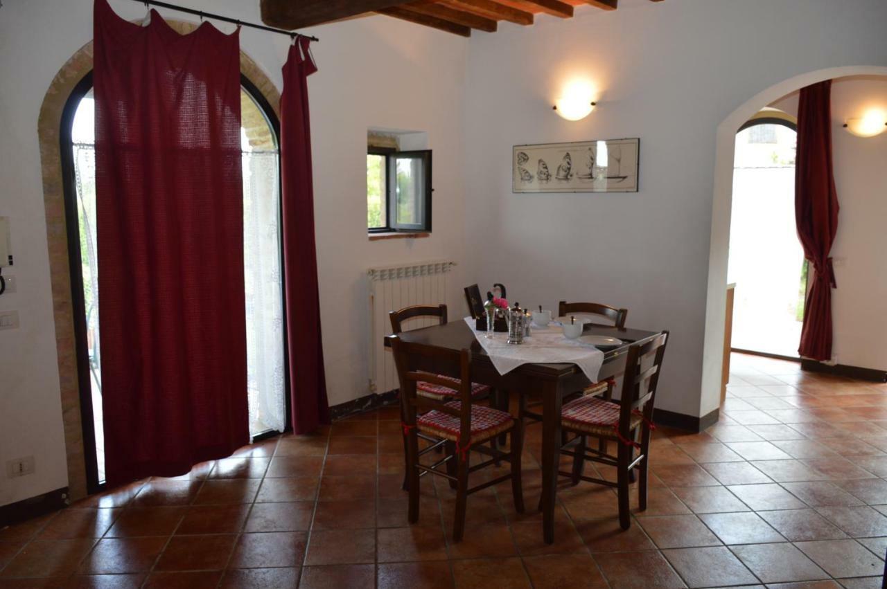 Vecchio Fienile Guest House Barberino Val d'Elsa Exterior photo